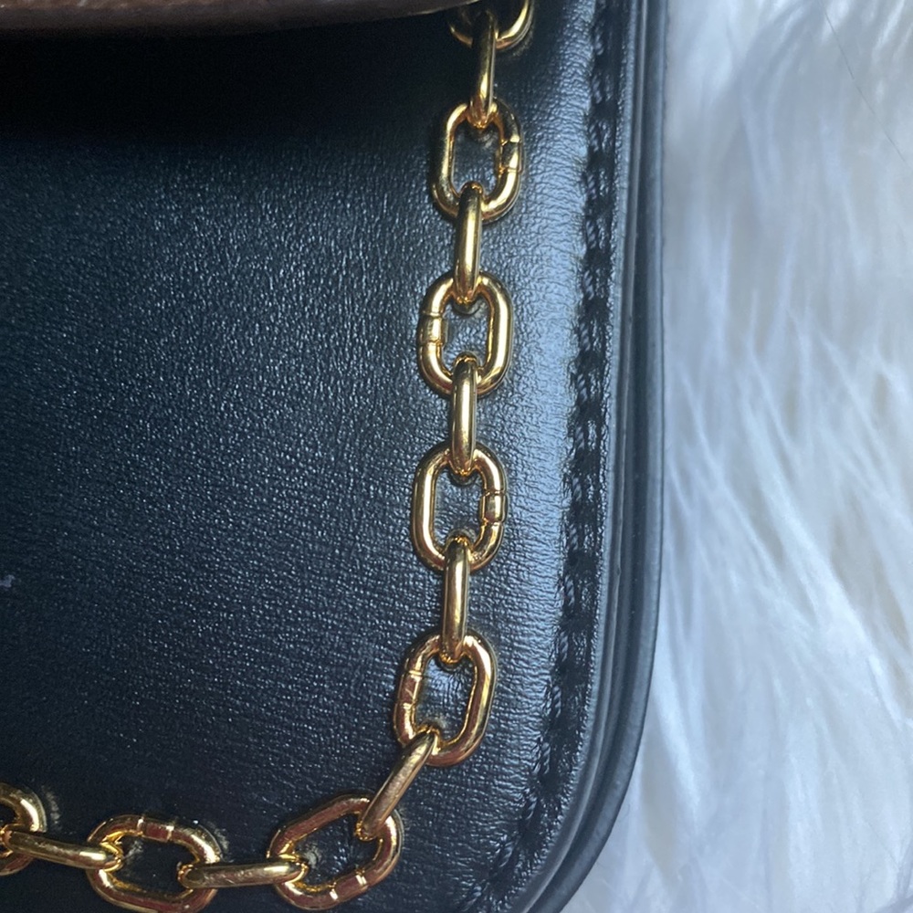 Louis Vuitton bag - Picture 13 of 17
